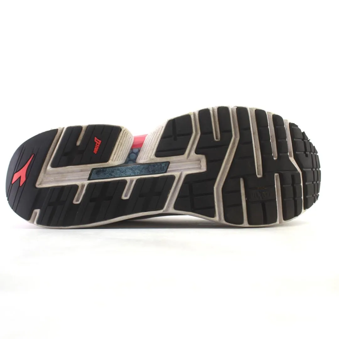 DIADORA MYTHOS BLUSHIELD ELITE HIP