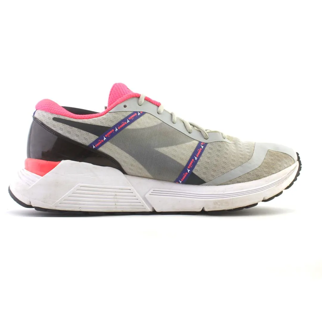 DIADORA MYTHOS BLUSHIELD ELITE HIP
