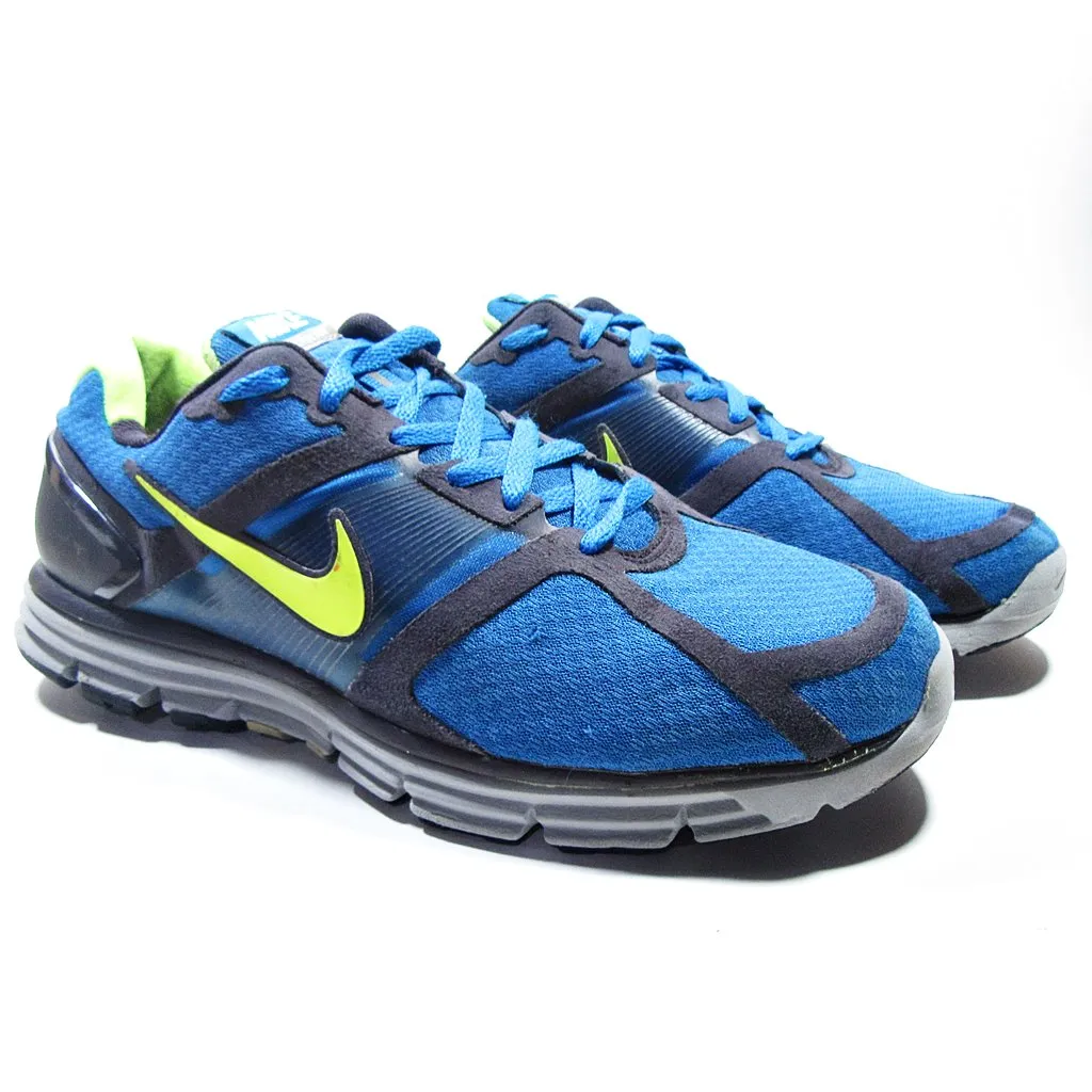NIKE Dynamic Sports