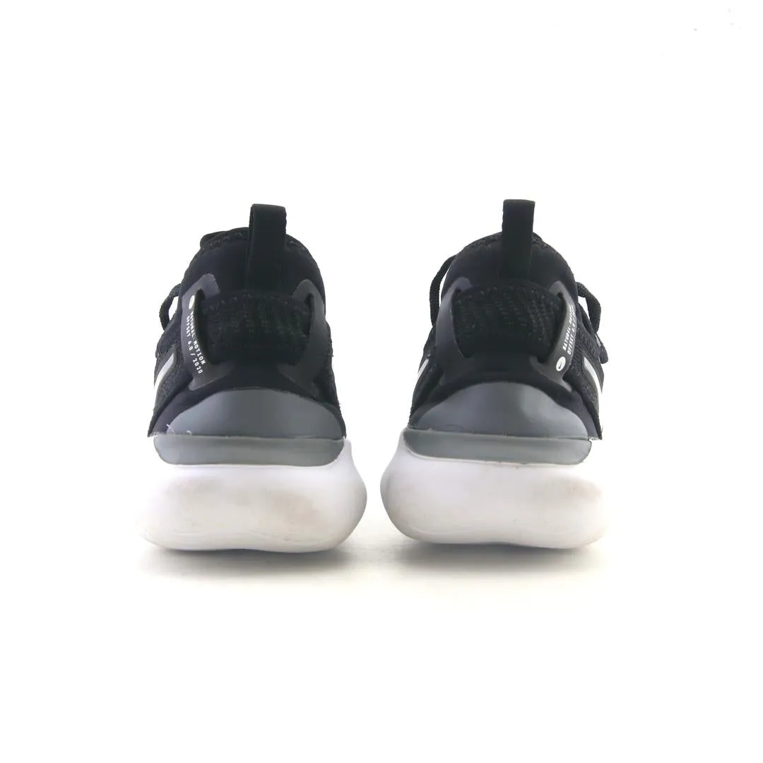 NIKE  FLEX RN