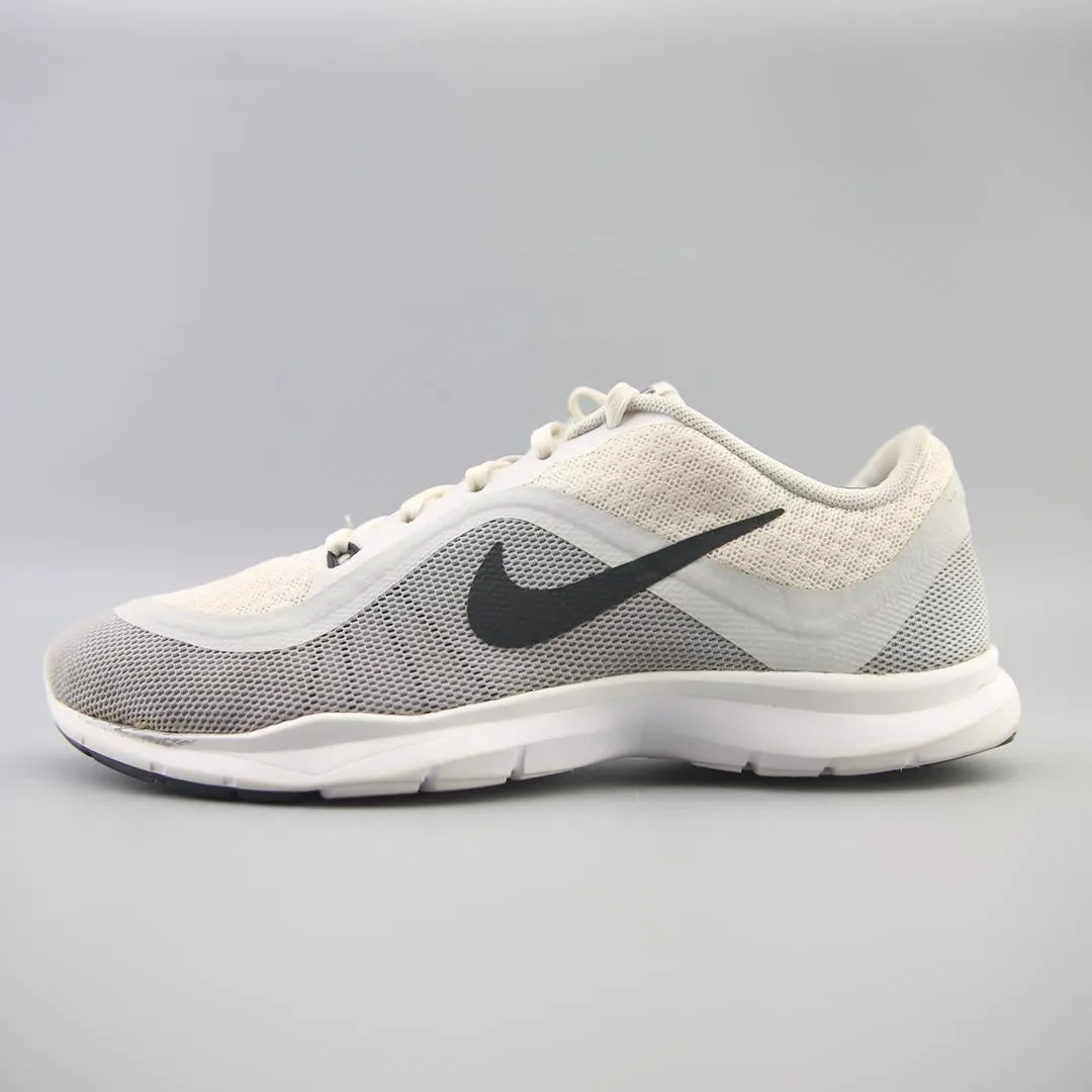 NIKE  FLEX TR 6