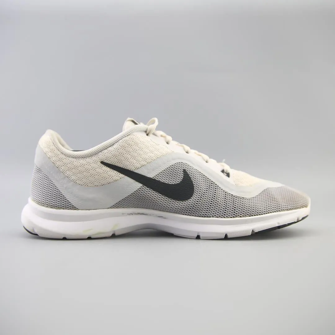 NIKE  FLEX TR 6
